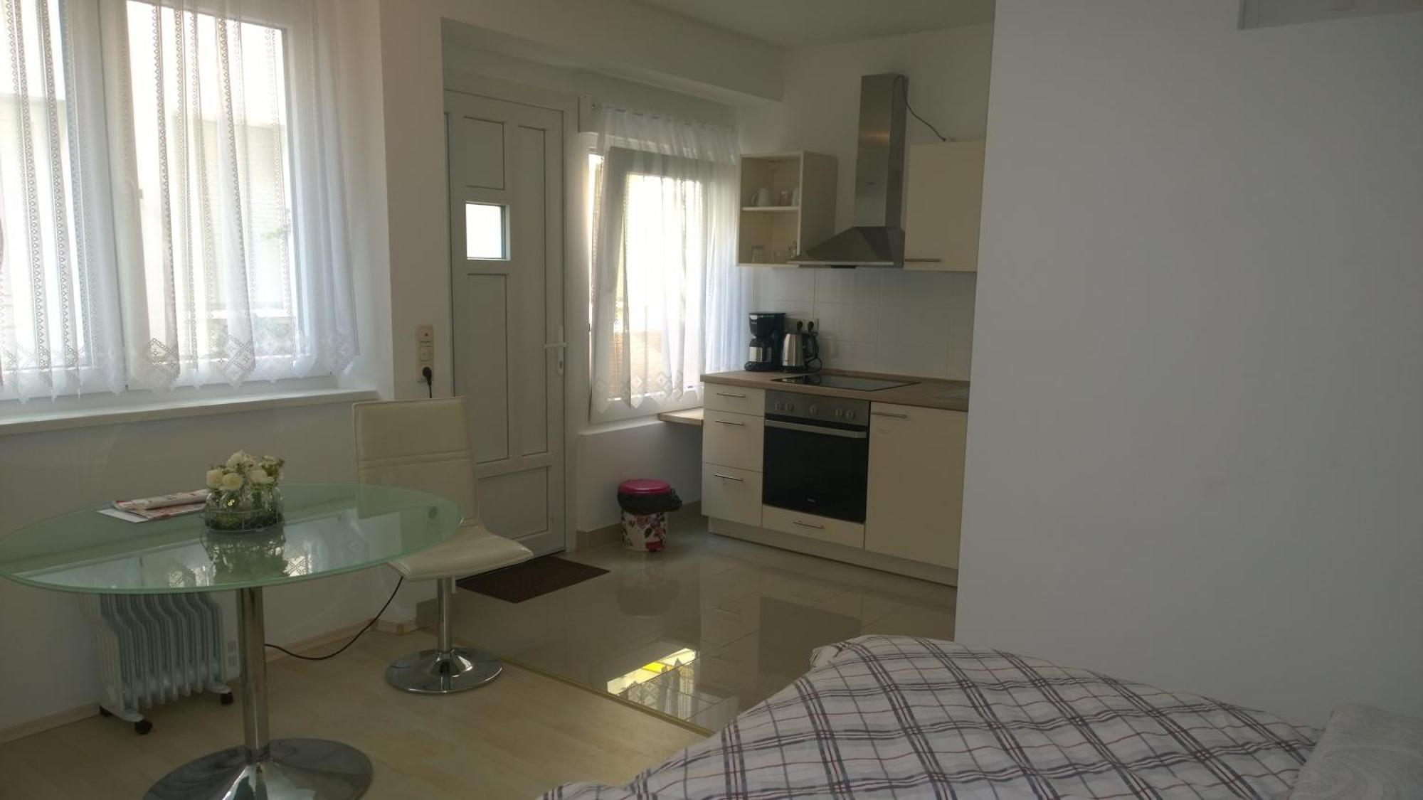Pensionsappartments Blitz Gasthof Wiesbaden