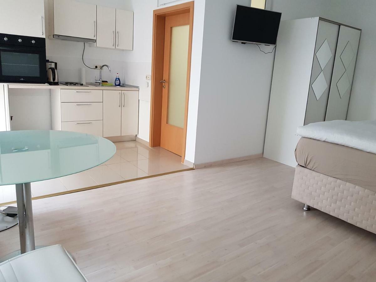 Pensionsappartments Blitz Gasthof Wiesbaden